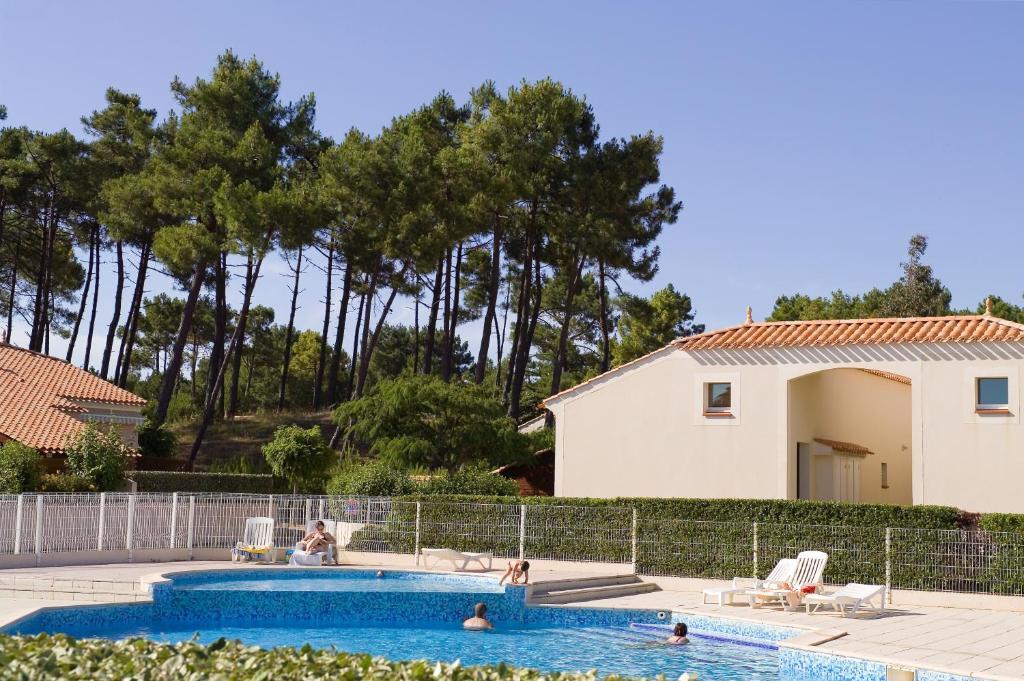 Madame Vacances Le Domaine De Vertmarines Saint-Jean-de-Monts Ngoại thất bức ảnh